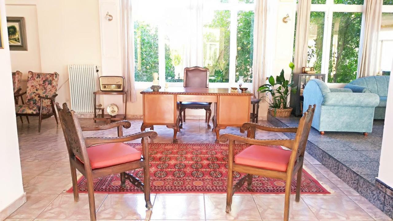Nireus Hotel Néa Mákri Екстериор снимка